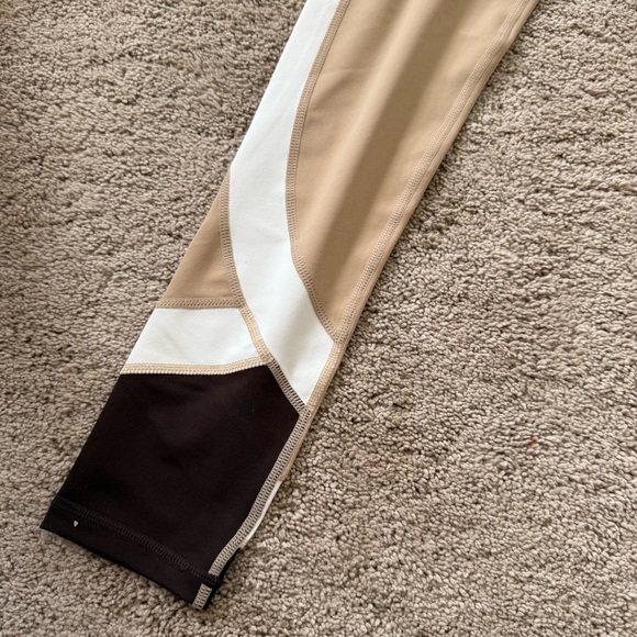 NWT Mono B Beige and Brown Leggings S - Picture 4 of 11